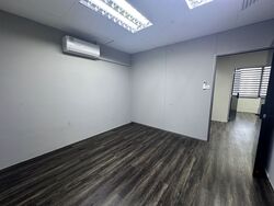 Parklane Shopping Mall (D7), Office #612881541